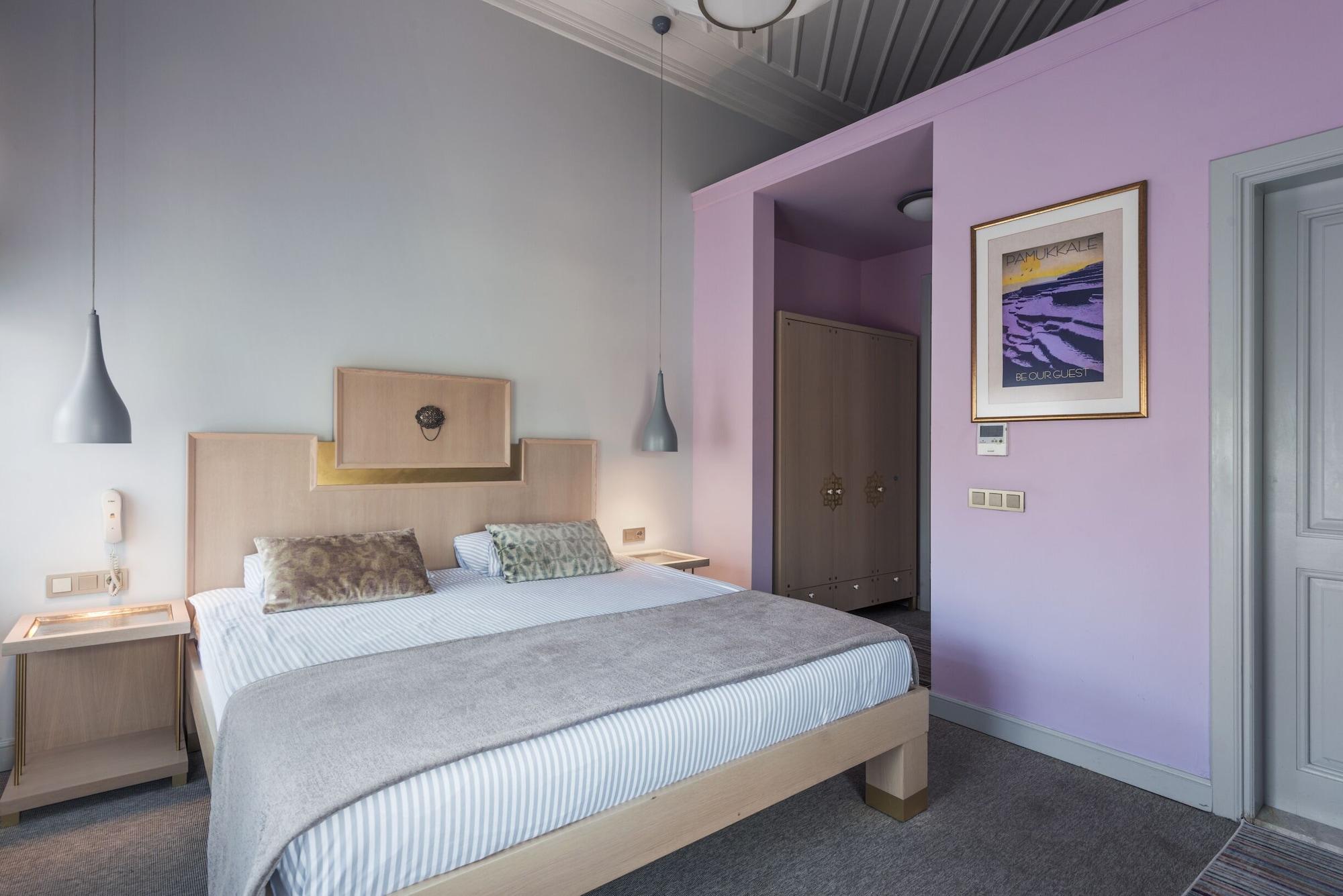 Delight Deluxe Otel 4*